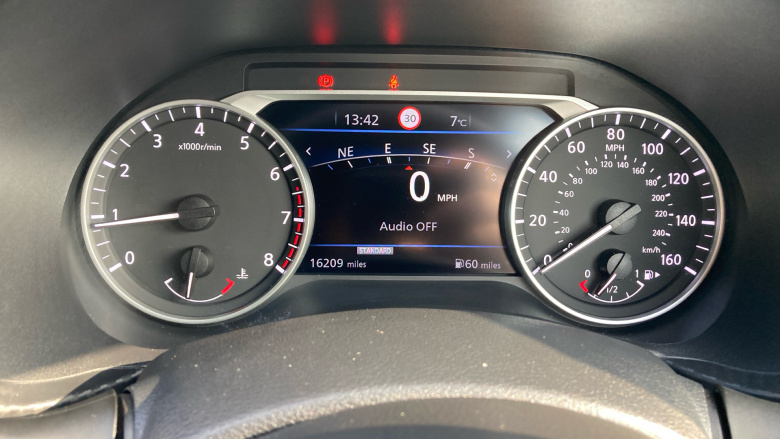 Nissan Juke 1.0 DiG-T 114 Tekna+ 5dr Petrol Hatchback